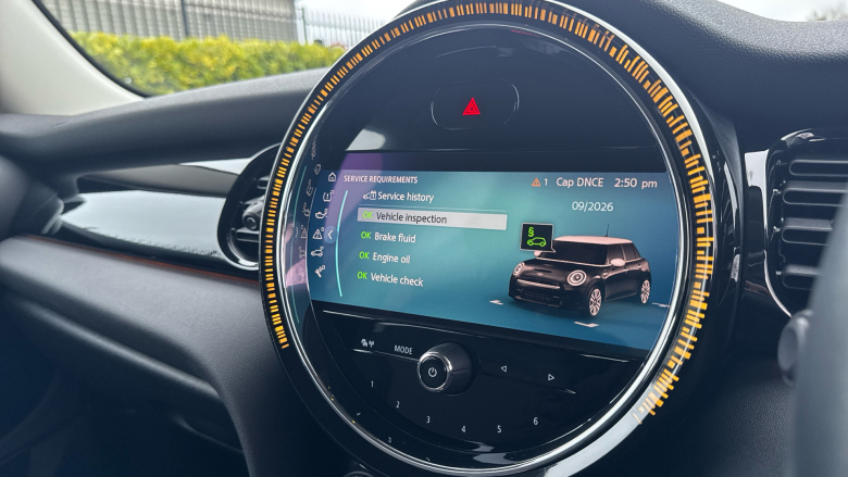 MINI Hatchback 1.5 Cooper Classic Premium Plus 5dr Auto Petrol Hatchback